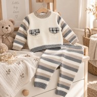 Completo 2 pezzi in maglia per neonato