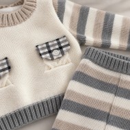 Completo 2 pezzi in maglia per neonato