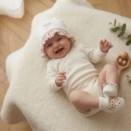 Set Cappellino e Babbucce "Cherry" Neonato Palla Pallina in 100% coton