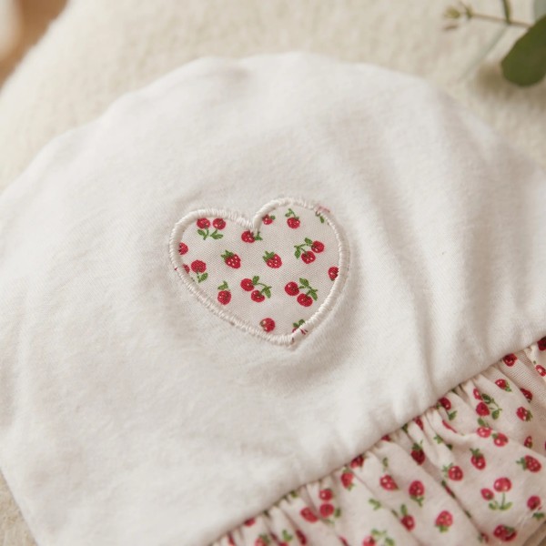 Set Cappellino e Babbucce "Cherry" Neonato Palla Pallina in 100% coton