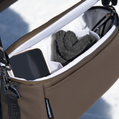 Chic Pochette Organizer di Foppapedretti | Elegante e funzionale