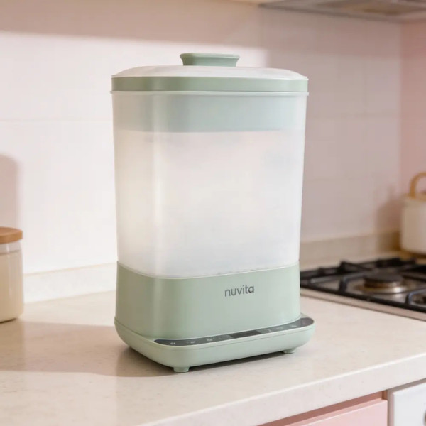 Sterilizzatore con asciugatura 2 in 1 SteriDry 1088 di Nuvita