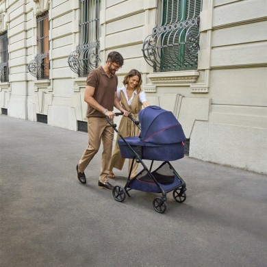 Trio Seety con seggiolino auto Kory Essential I-Size Chicco