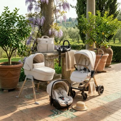 Bellagio Travel Set Chicco Trio con base auto e accessori