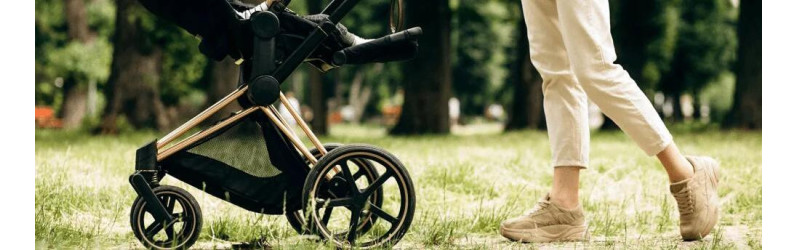 La primavera in passeggino: Quali modelli scegliere per fare attività all’aperto